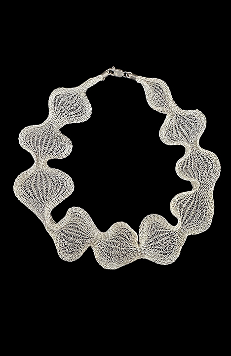 Light silver/grey mesh necklace/choker 